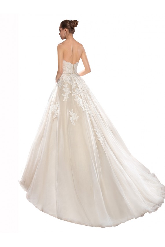 Tulle & Lace Chapel Train Strapless A-Line Wedding Dress Plymouth